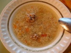детский суп с фрикадельками