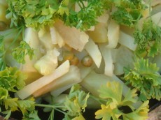Картошка с кабачками и зелёным горошком