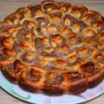 Пирог с мясом «Хризантема»